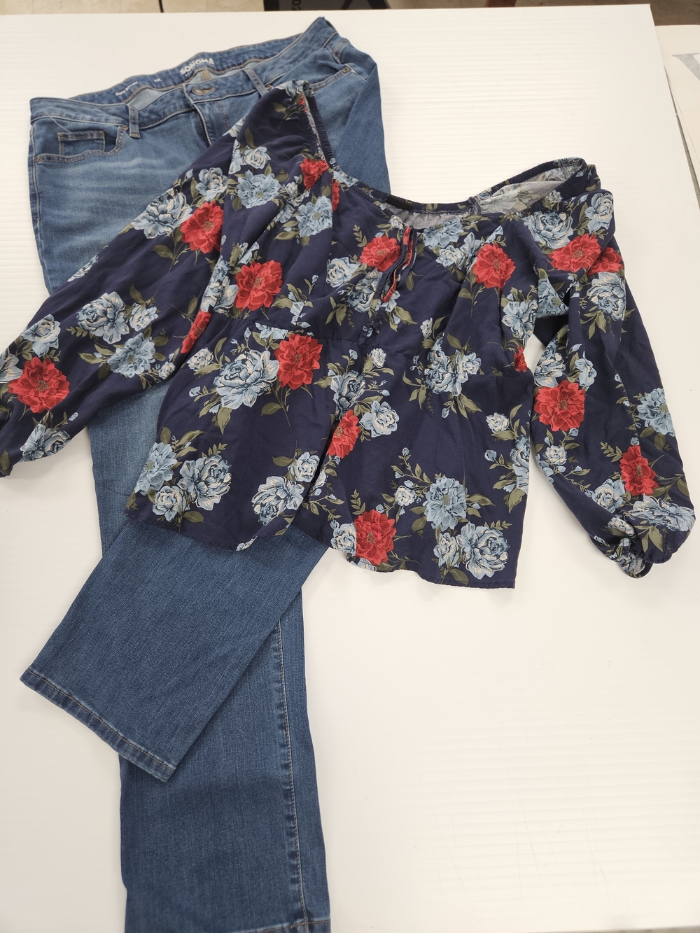 Torrid Navy Floral Off-Shoulder Top with Red and  Sonoma Blue Jeans. SIZE 18-1X